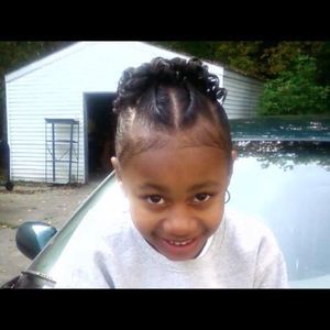 Meet your Posher, Miya